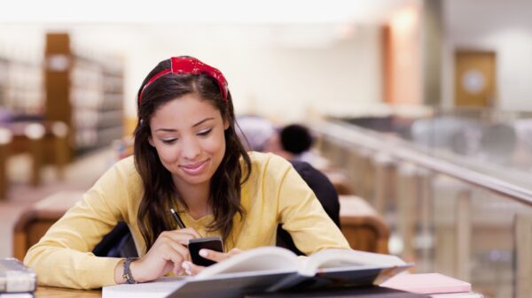10 Pro Tips for First-Year University Students Struggling with Studies and Assignments